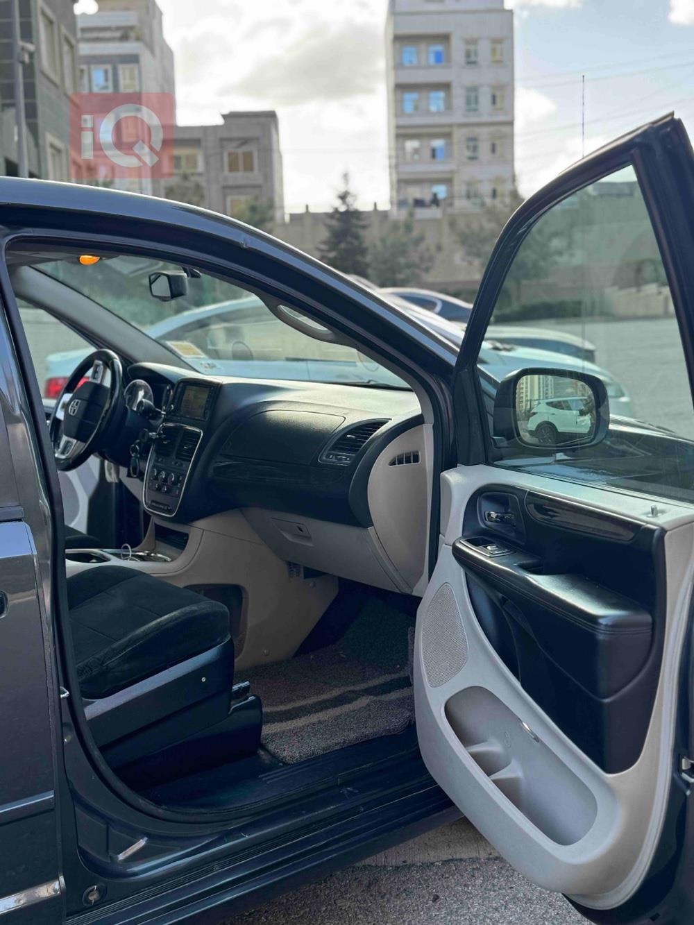 Dodge Grand Caravan